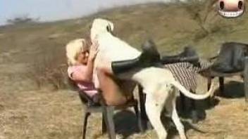 Blonde milf goes wild with her dog in outdoor XXX scenes